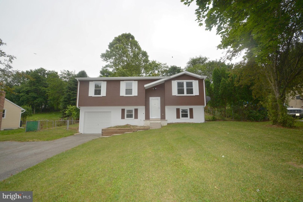 2911 Michelle Rd, Manchester, MD 21102 - photo 1