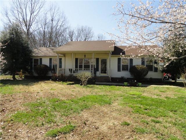 159 Cessna Ln, Shelbyville, TN 37160 - photo 1