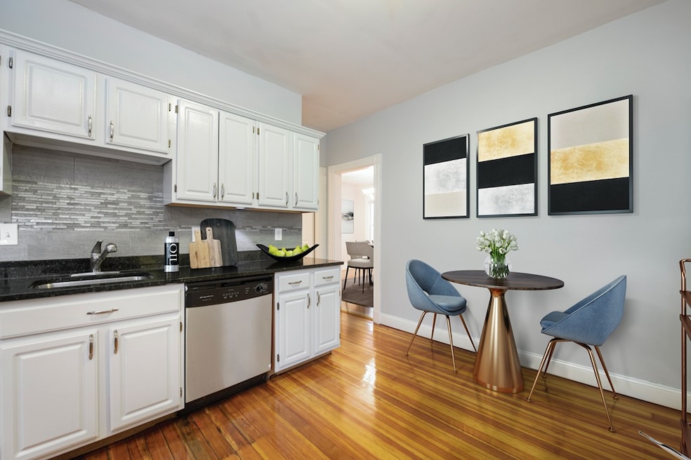 11 Wainwright St unit 1, Dorchester Center, MA 02124 - photo 1