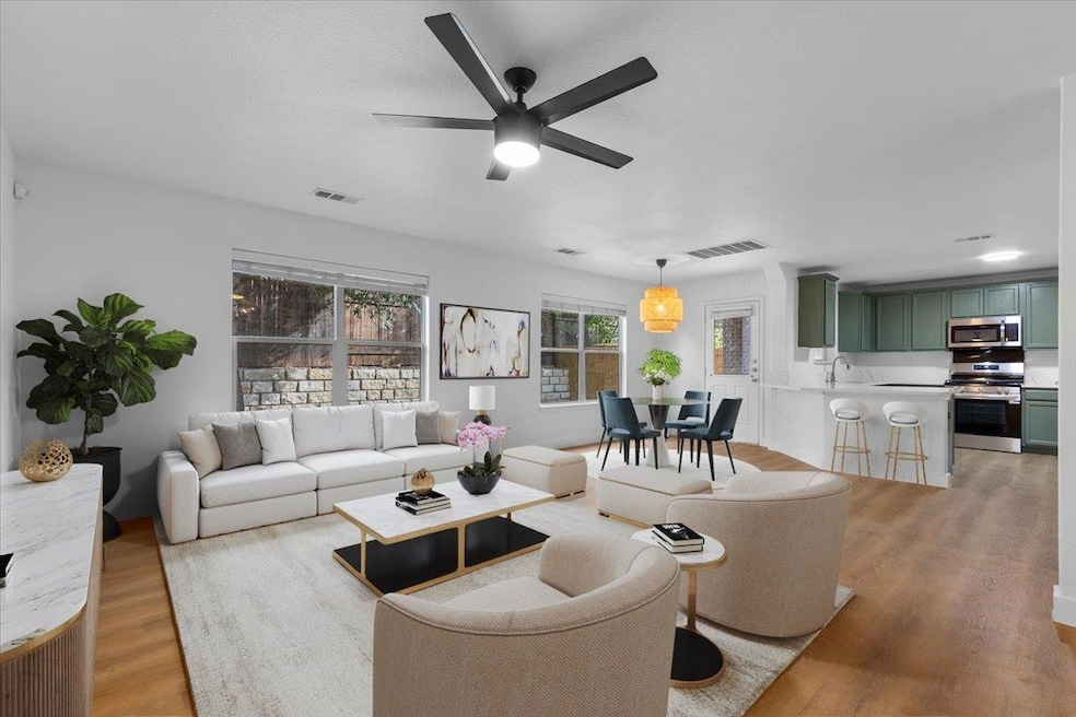 5940 Silver Screen Dr, Austin, TX 78747 - photo 1