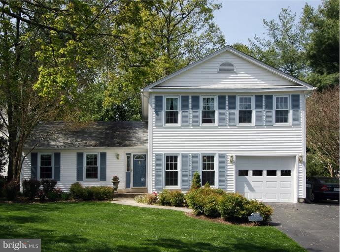 10060 Marshall Pond Rd, Burke, VA 22015 - photo 1