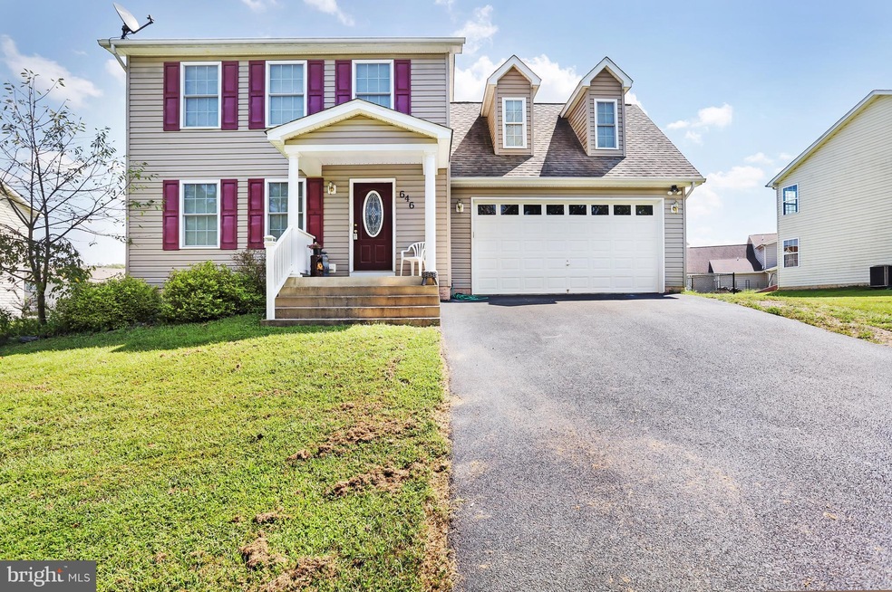 646 Cheshire Rd, Bunker Hill, WV 25413 - photo 1