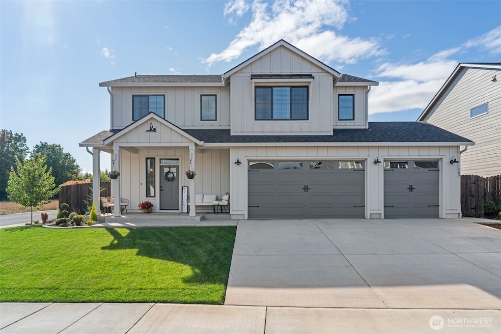 707 Cardinal Ave, Winlock, WA 98596 - photo 1