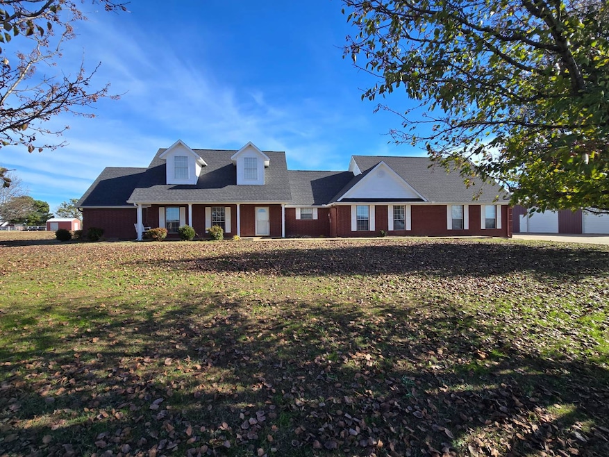 29414 Country Ln, Poteau, OK 74953 - photo 1