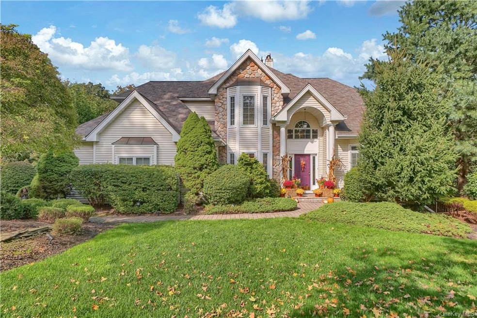 5 Turf Rd, Suffern, NY 10901 - photo 1