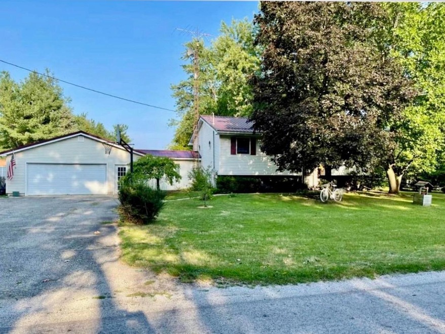 2220 N 600 E, Knox, IN 46534 - photo 1