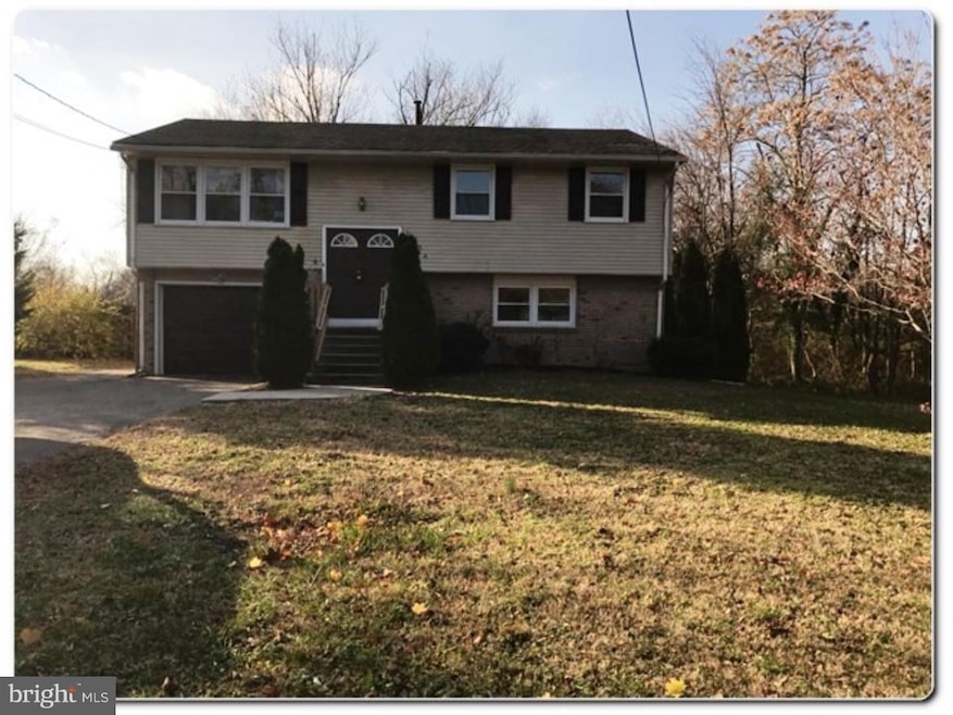 1354 S Myrtle St, Vineland, NJ 08360 - photo 1