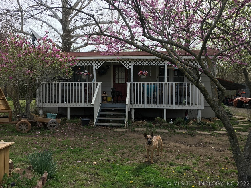 1704 NE 4th St, Henryetta, OK 74437 - photo 1