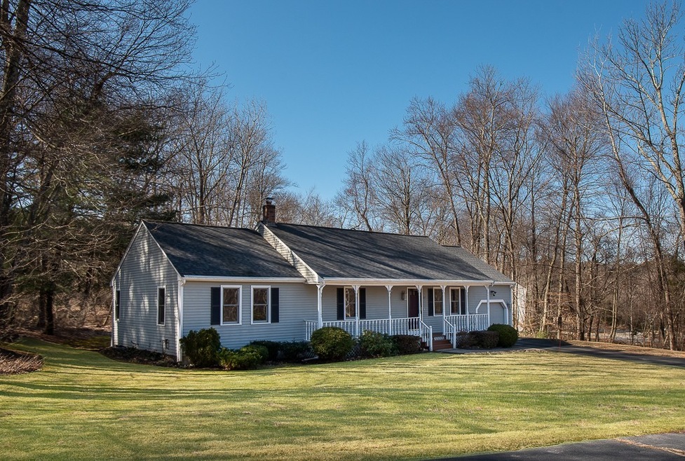 37 Jessica Way, Northbridge, MA 01534 - photo 1