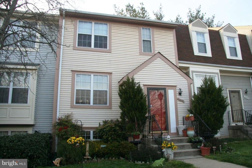 12037 Crimson Ln, Silver Spring, MD 20904 - photo 1