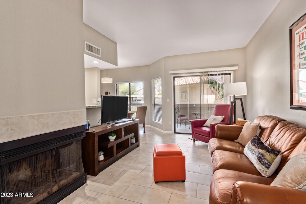 1502_living room area