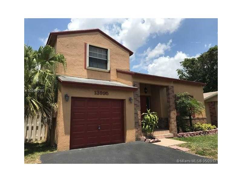 unlisted-address, Davie, FL 33325 - photo 1