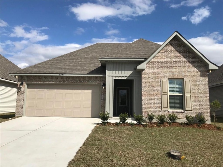 5037 Park Shore Dr, Marrero, LA 70072 - photo 1