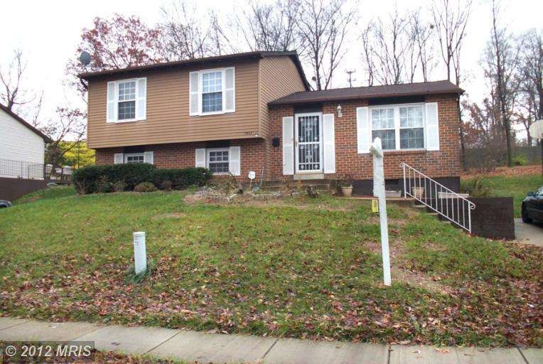 7507 Garrison Rd, Hyattsville, MD 20784 - photo 1