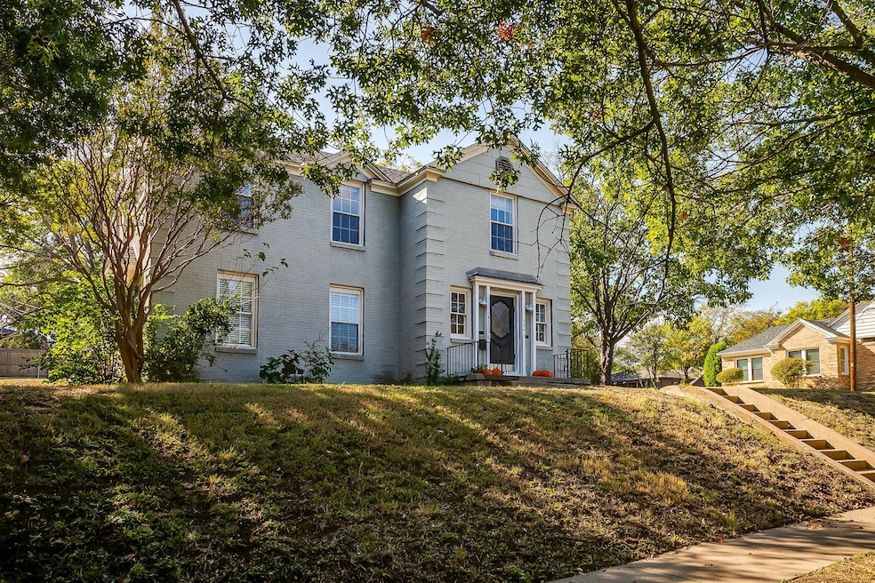 4339 Pershing Ave, Fort Worth, TX 76107 - photo 1