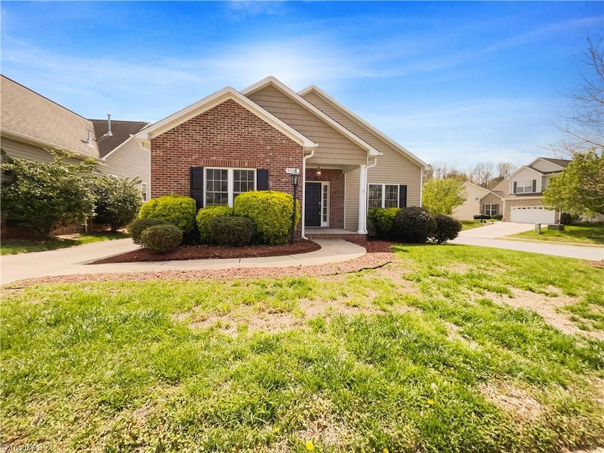 6684 Springfield Village Ln, Clemmons, NC 27012 MLS 1100932