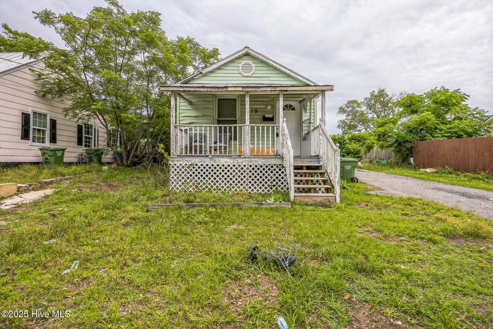 01_115_Wright_St_Wilmington_NC_28401_USA