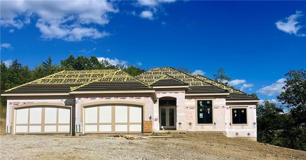 5831 Lentz Dr, Parkville, MO 64152 - photo 1