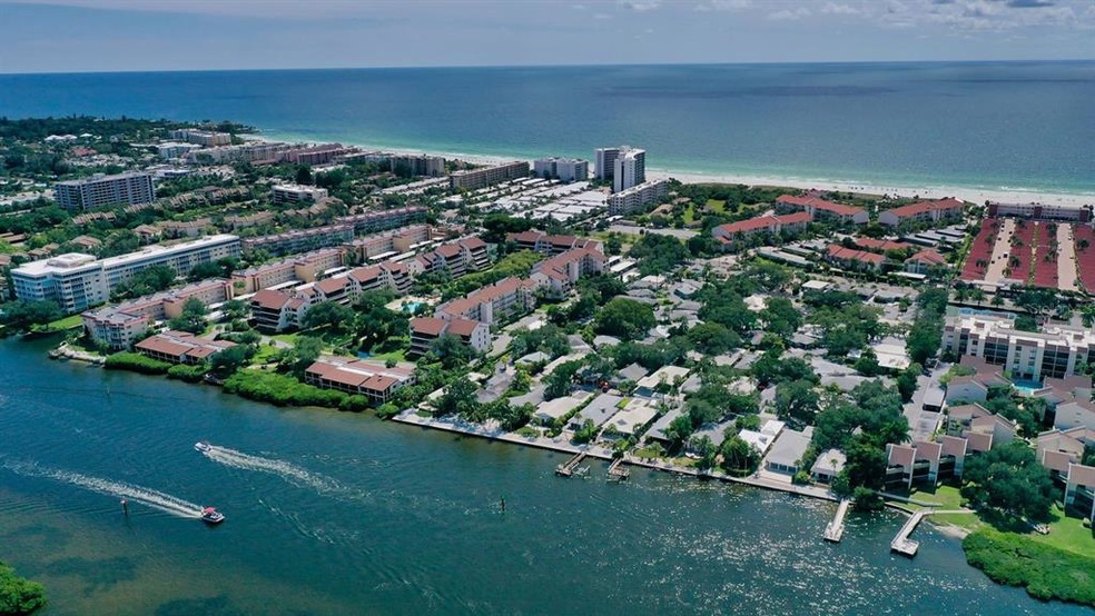 Sarasota Bay in the foreground, Siesta Key Beach a