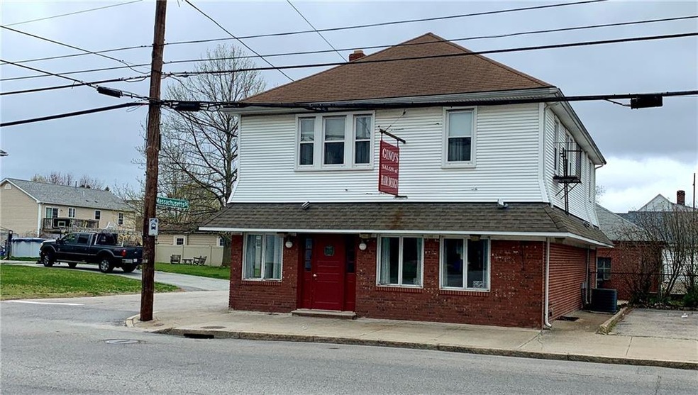 1626 Cranston St, Cranston, RI 02920 - photo 1