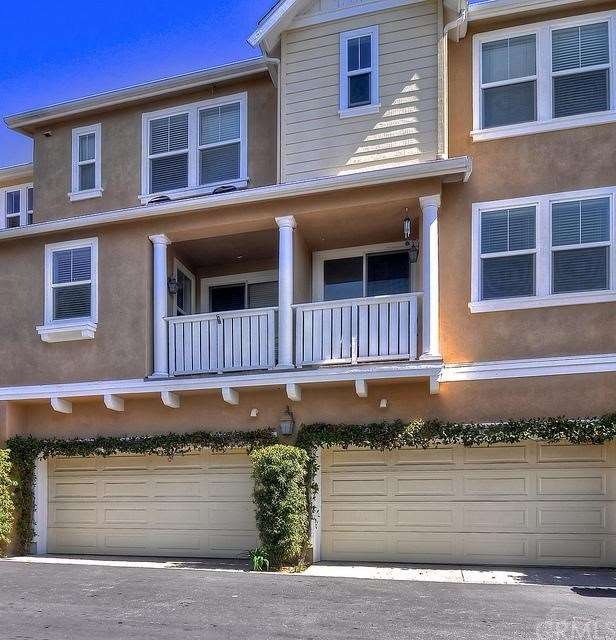 FHA Approved Valmont Carriage Unit with Rare Hills