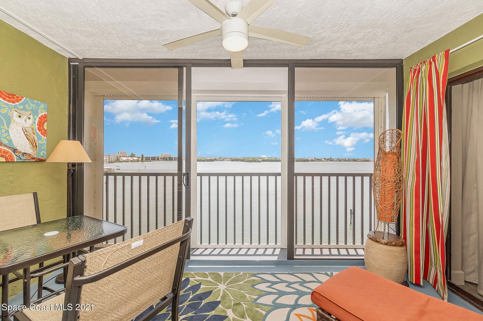 Screened Balcony