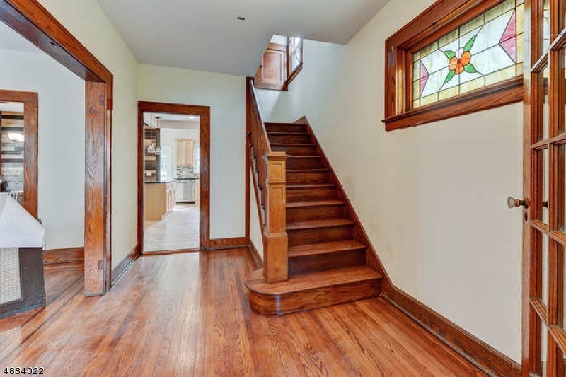 608 Alexander Ave, Linden, NJ 07036 - photo 1