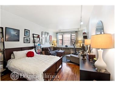 240 E 32nd St unit 2D, New York, NY 10016 - photo 1