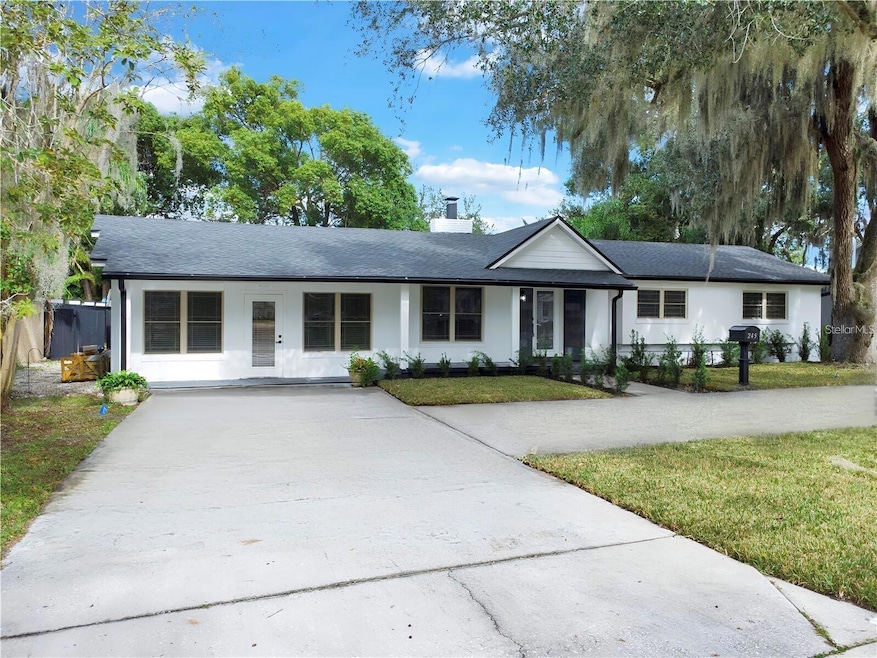 For Sale $869,000 • Co-Listing Agent