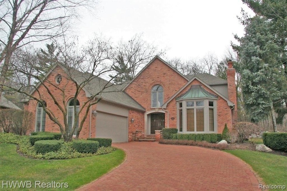 01 Welcome to Windenere Ct.JPG