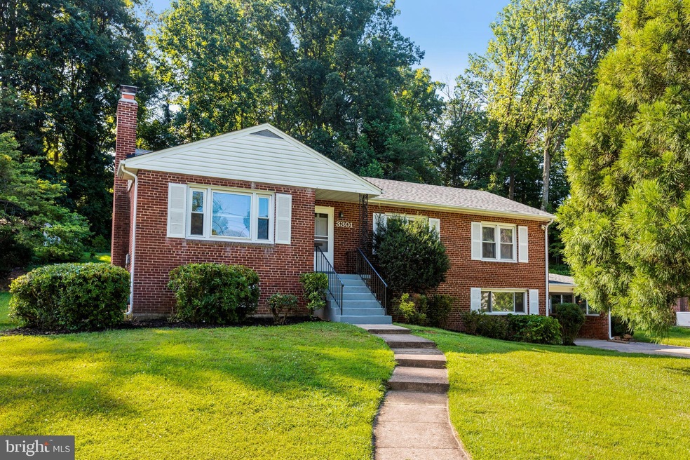 3301 Patrick Henry Dr, Falls Church, VA 22044 - photo 1