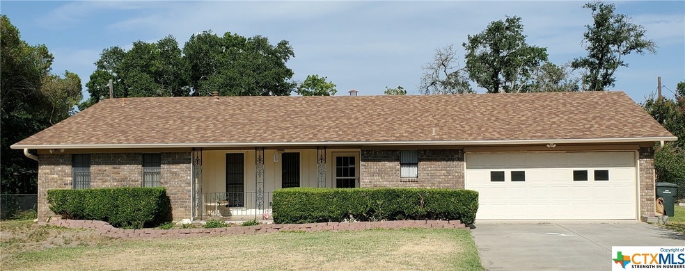 610 Ash St, Copperas Cove, TX 76522 - photo 1