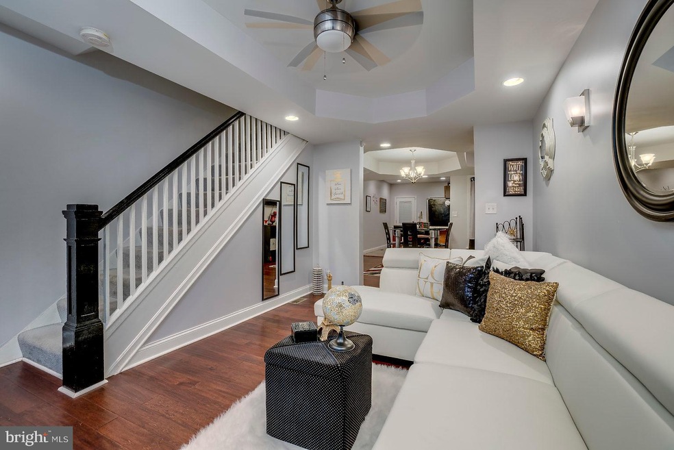 3908 Woodridge Rd, Baltimore, MD 21229 - photo 1