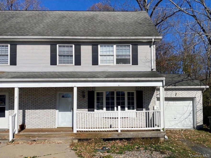 7 Penny Ln unit 2, Newburgh, NY 12550 - photo 1