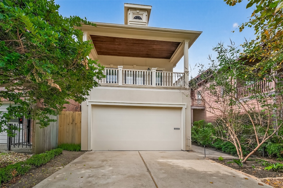 1337 Alexander St, Houston, TX 77008 - photo 1