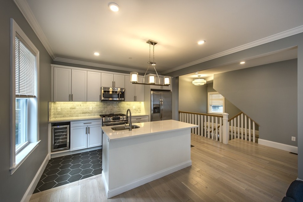 21 Winfield St unit 1, Boston, MA 02127 - photo 1