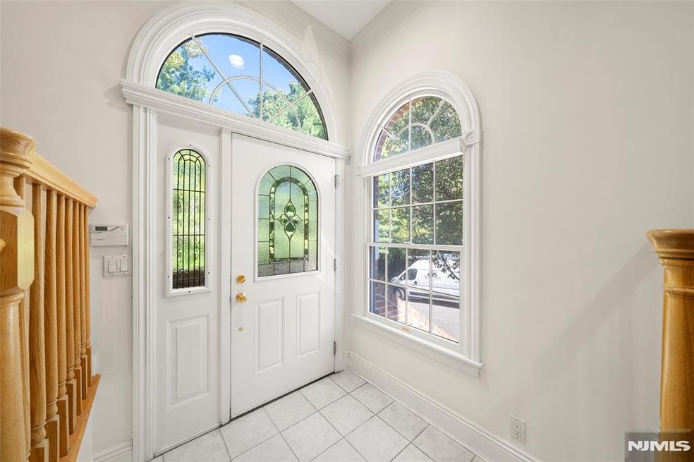 139 Stonegate Trail, Cresskill, NJ 07626 - photo 1