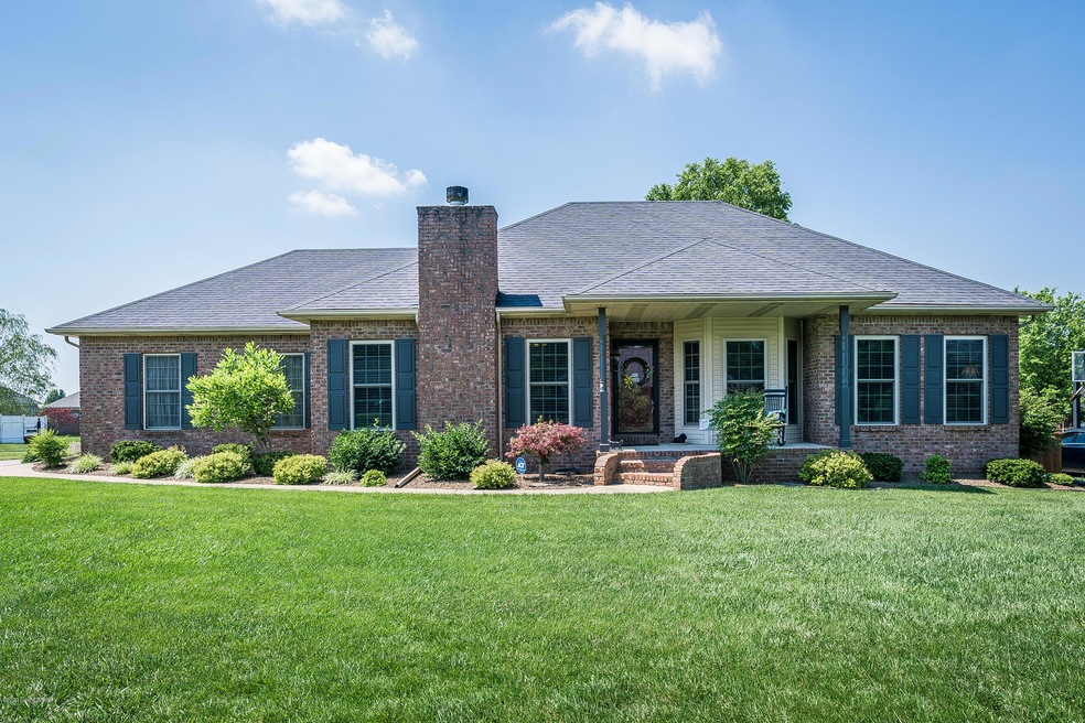 115 Sammys Ct, Mount Washington, KY 40047 - photo 1