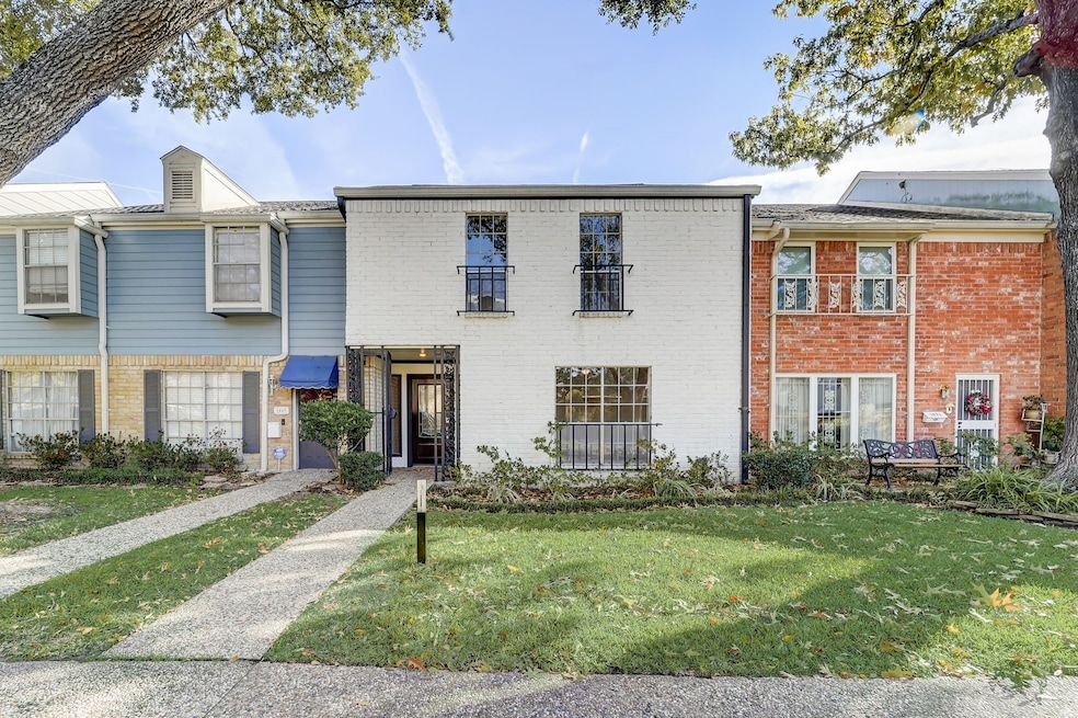 1669 W Sam Houston Pkwy S, Houston, TX 77042 - photo 1