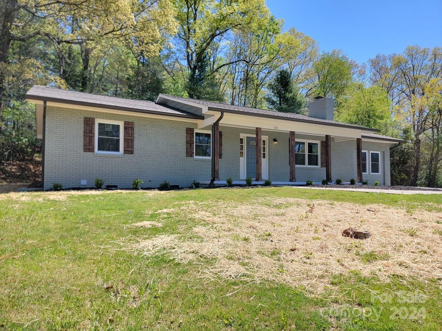 151 Atwood Dr, Hendersonville, NC 28792 - photo 1