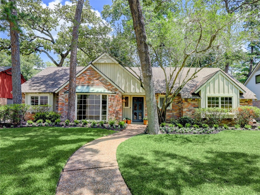 13022 Hermitage Ln, Houston, TX 77079 - photo 1
