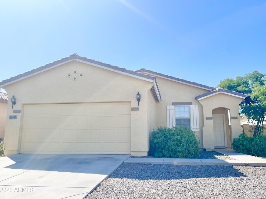 42447 W Capistrano Dr, Maricopa, AZ 85138 - photo 1