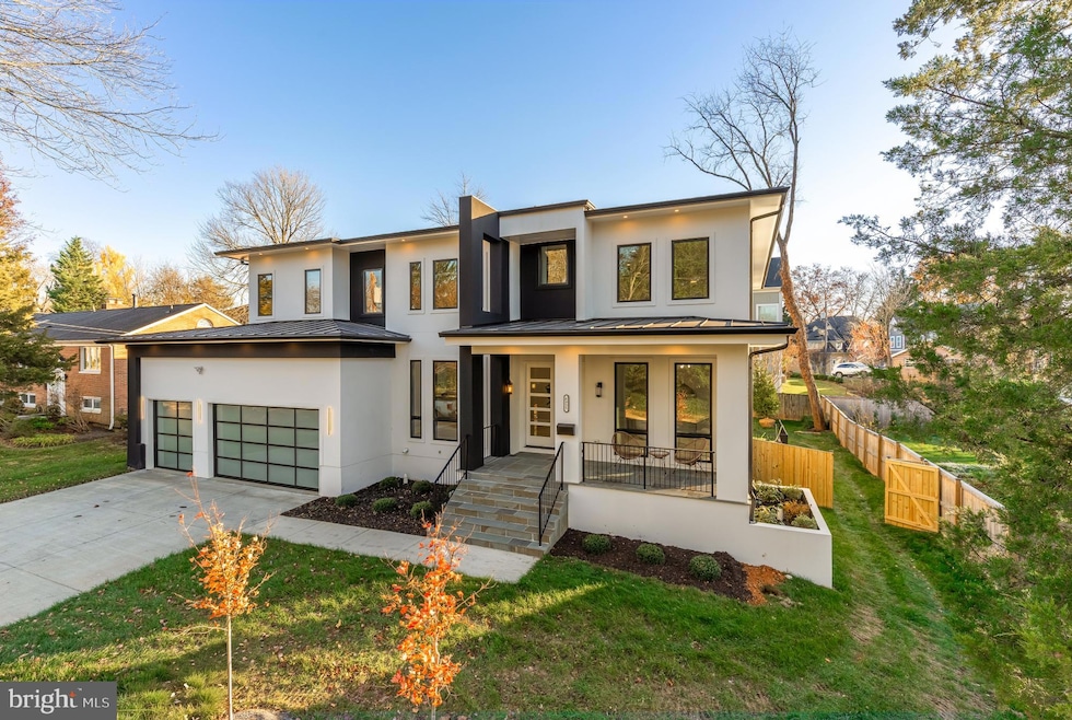 For Sale $2,999,999 • Co-Listing Agent