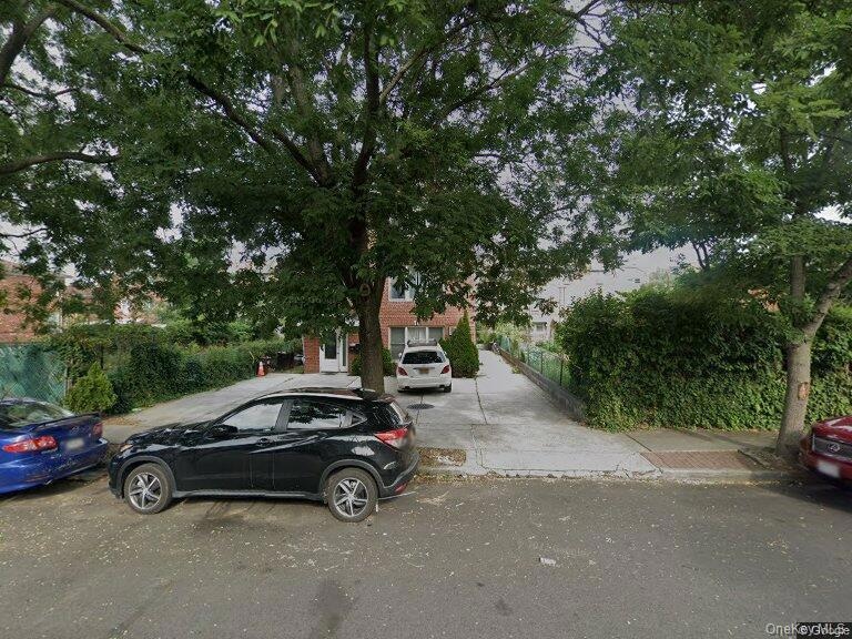 8817 Ransom St unit 3rd Floor, Queens Village, NY 11427 - photo 1