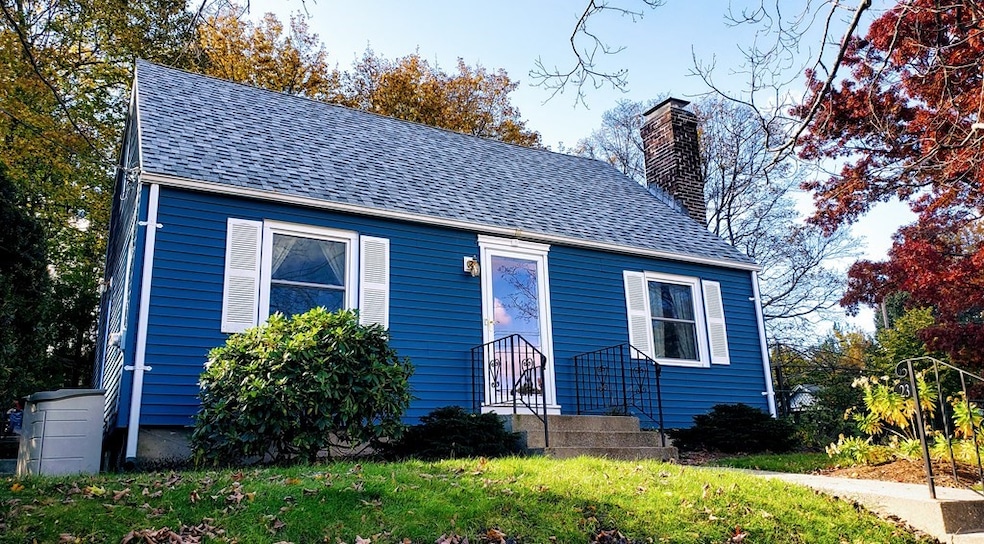 23 Housatonic St, Worcester, MA 01606 - photo 1