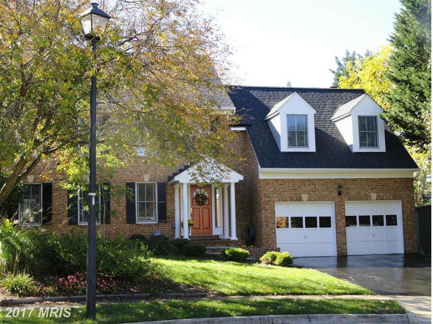 703 Talahi Ct SE, Vienna, VA 22180 - photo 1