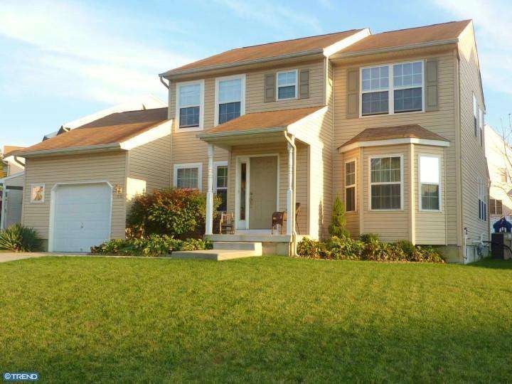 10 Manchester Ct, Wenonah, NJ 08090 - photo 1