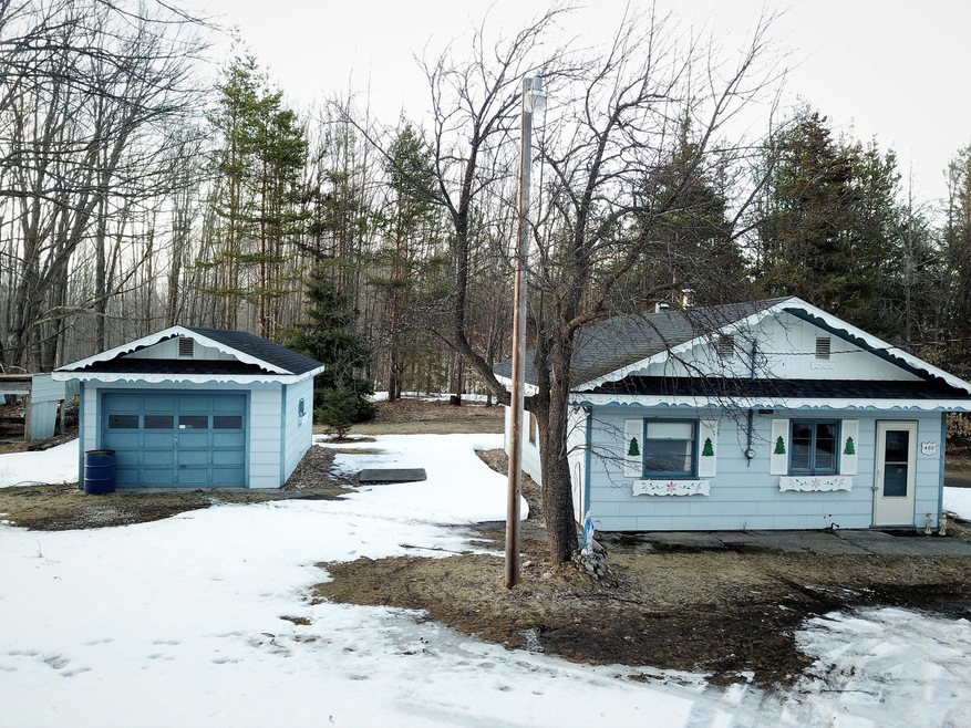 480 Mcgregor Rd, Vanderbilt, MI 49795 - photo 1