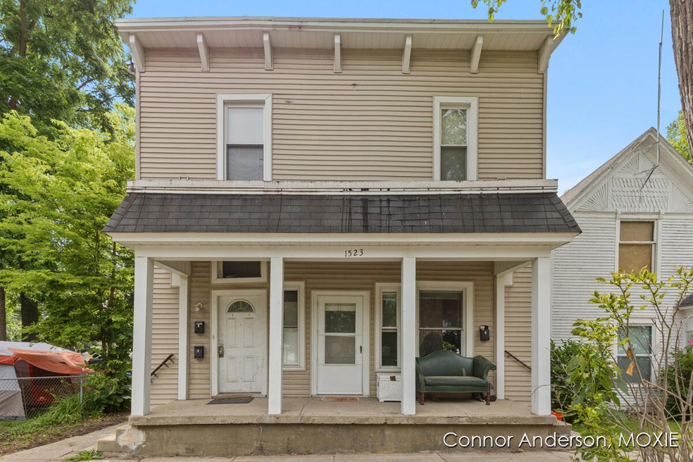 1523 Broadway Ave NW, Grand Rapids, MI 49504 - photo 1