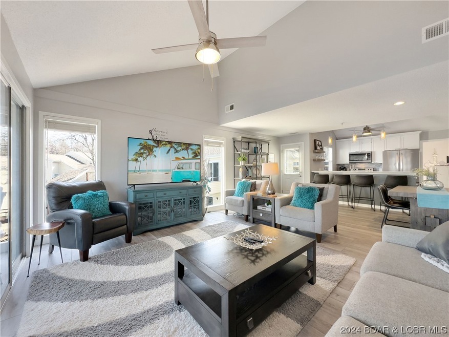Very open, inviting layout
